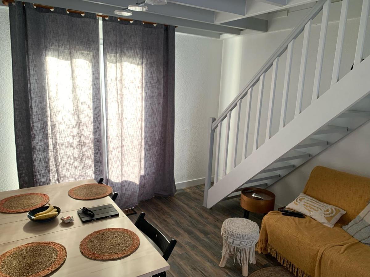 Villa En Bord De Mer Порнише Екстериор снимка